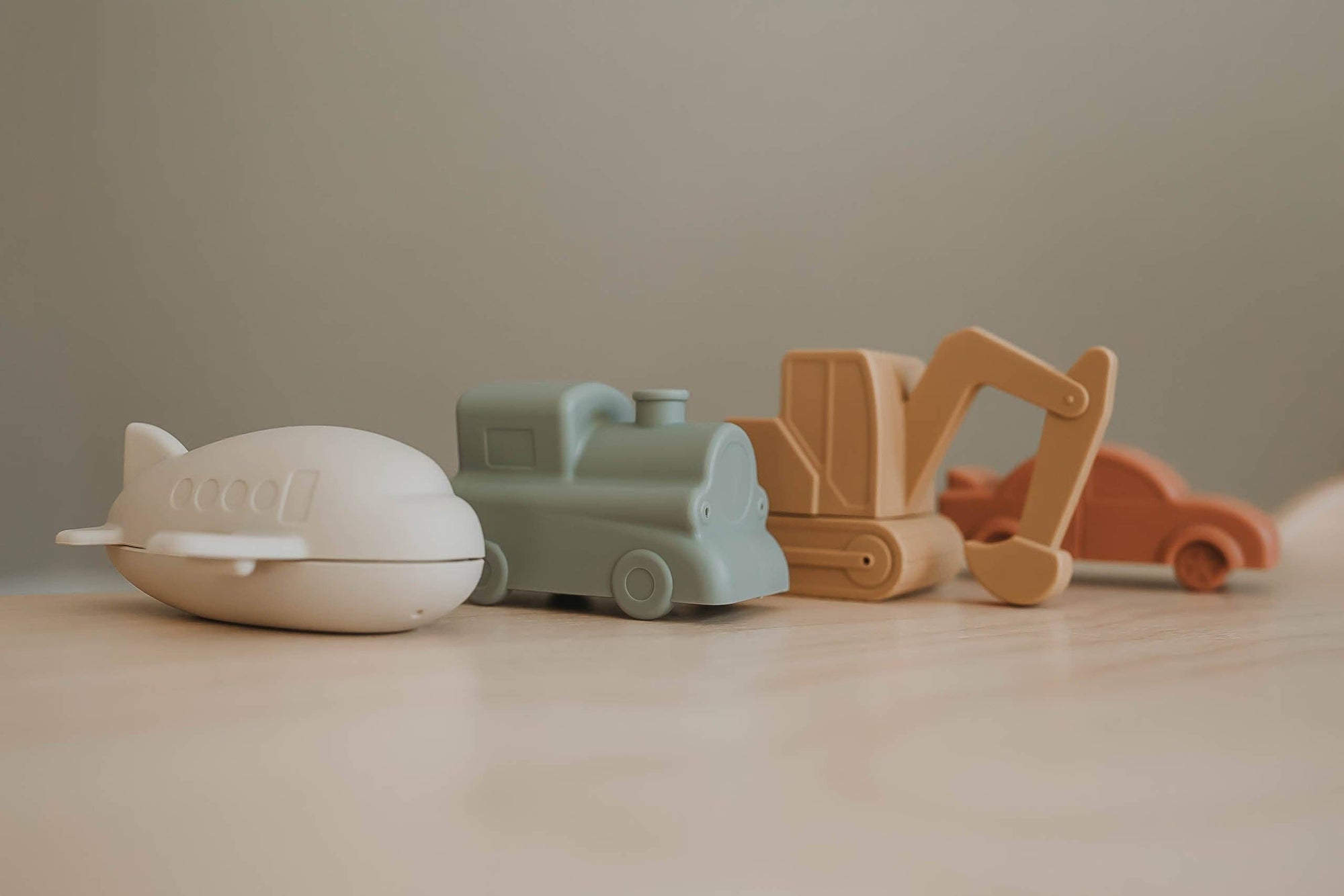 Brooklyn Neutral | Vehicle Bath Toy Set