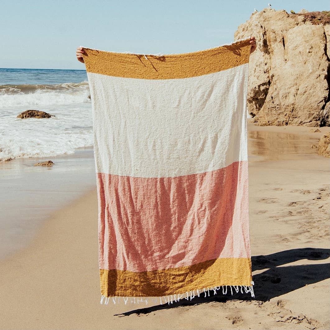 Sundream | Sustainable Recycled Throw in Sunrise