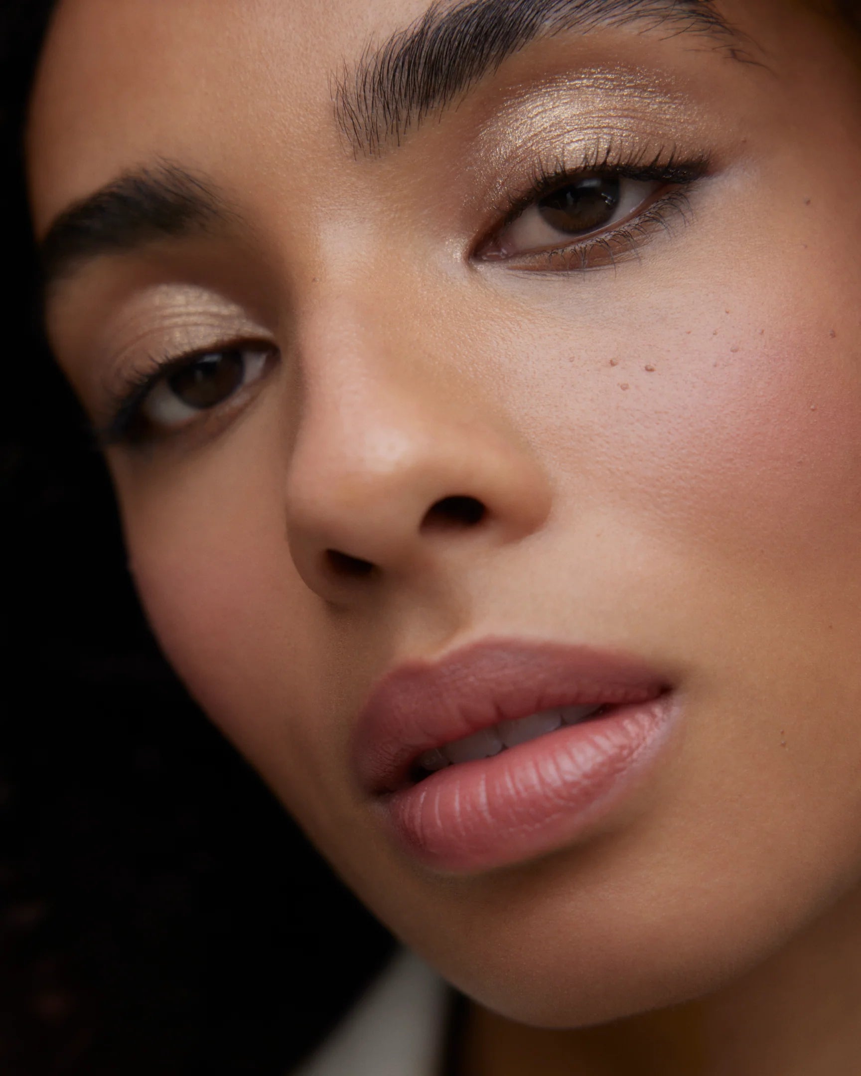 WonderBlush | La Lumière Liquid Eyeshadow