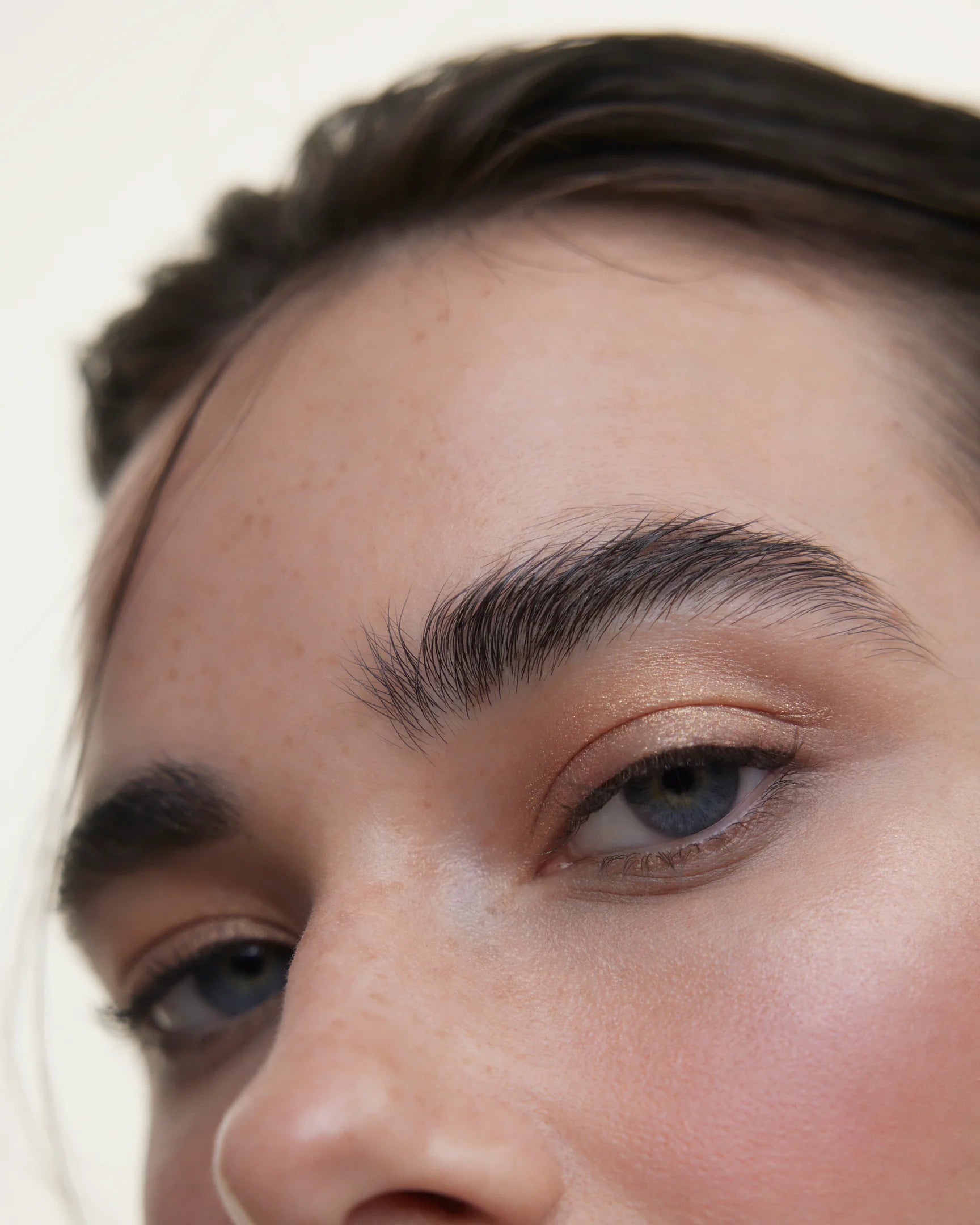 WonderBlush | La Lumière Liquid Eyeshadow
