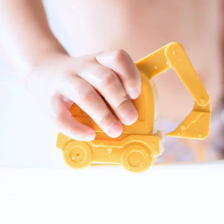 A Bug + Bean Construction Mold - Free Bath Set - Good Condition