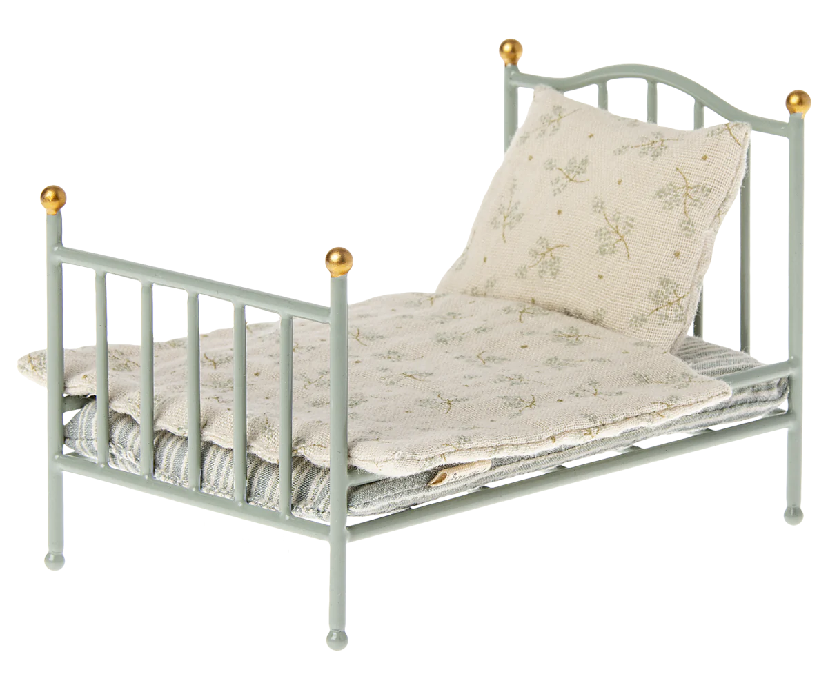 Maileg | Vintage Mouse Bed