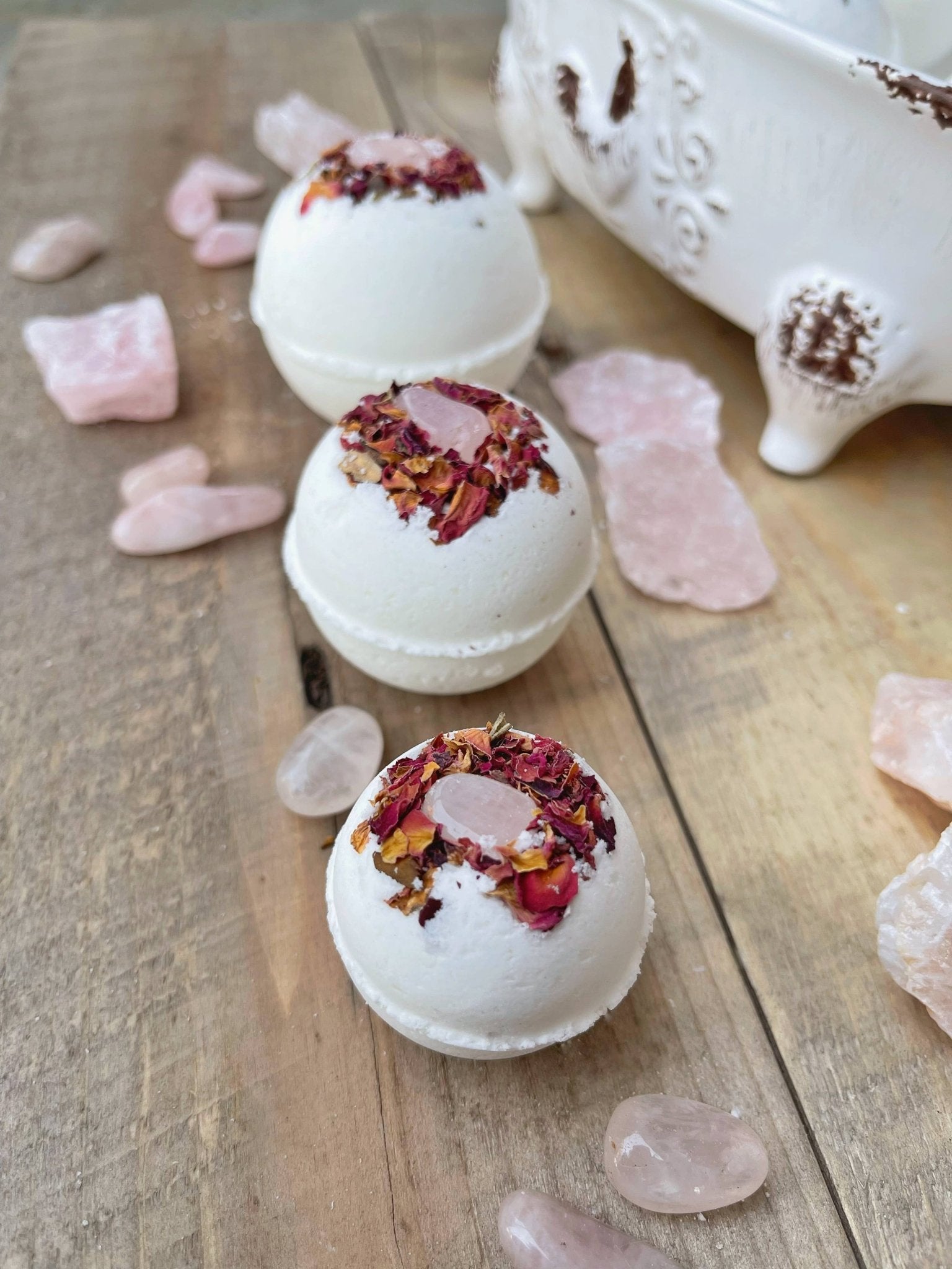 Rose Quartz & Rose Bath Bomb - The Shop at Good Condition