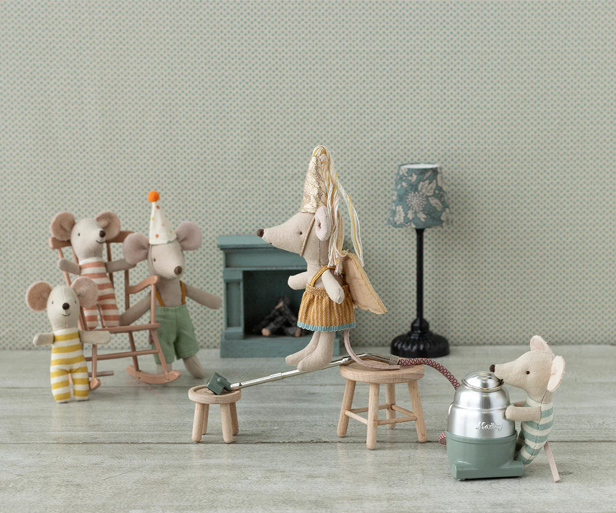 Maileg | Triplets Baby Mice in Matchbox